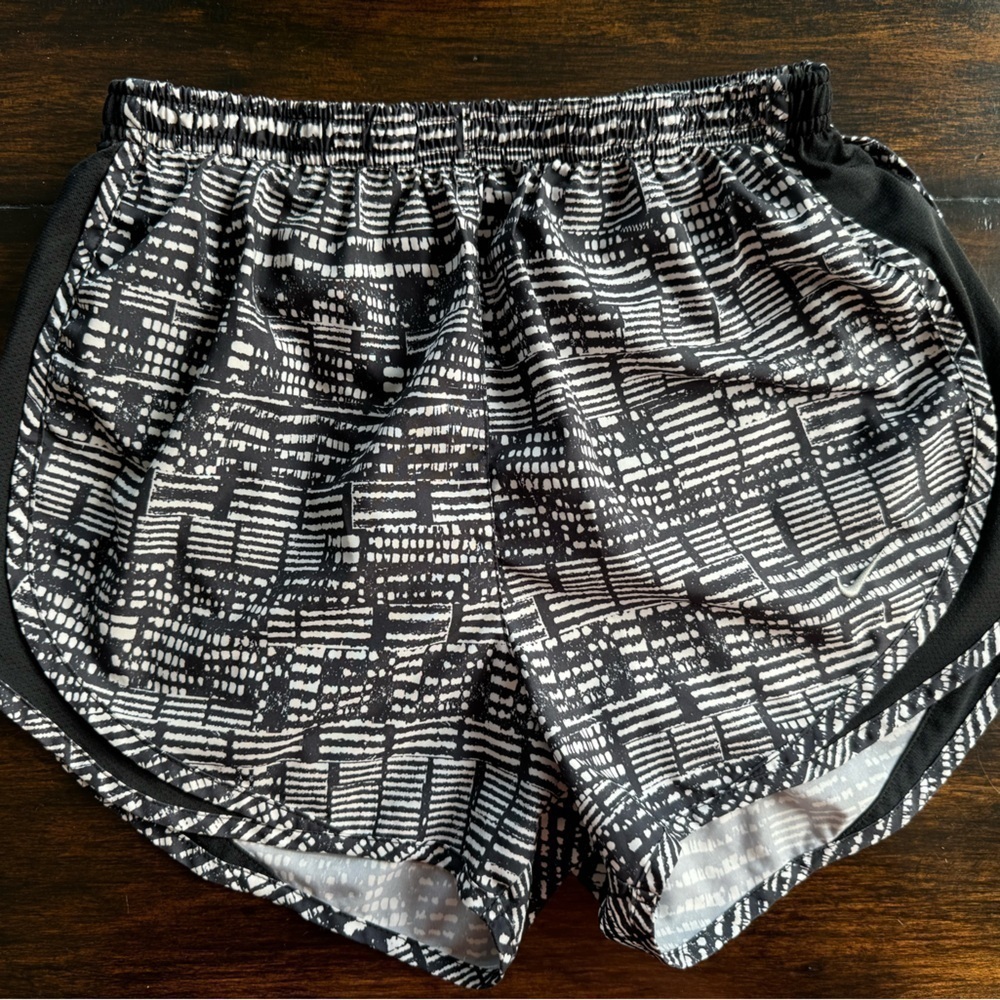 ☆Nike☆ Womens dri-fit running shorts